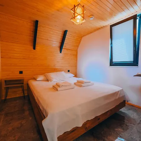 Horská chata Bungorise Twin 2 Heating With Pool And View Sapanca