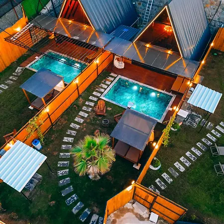 Шале Bungorise Twin 2 Heating With Pool And View
