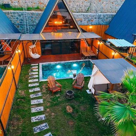 Bungorise Twin 2 Heating With Pool And View